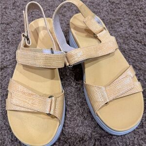 Vionic Yellow Sandals for Women
